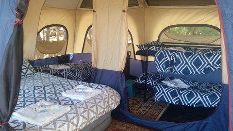 Rainbow Beach Ultimate Camping - Hotel NSW 4