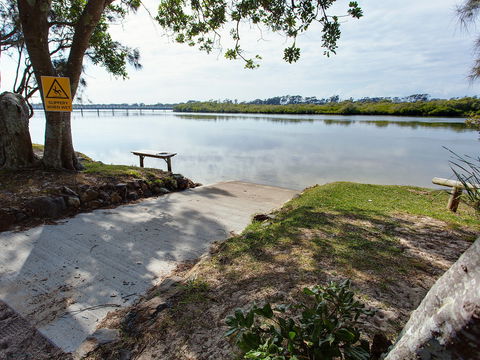 Stuarts Point Holiday Park - Hotel NSW 4