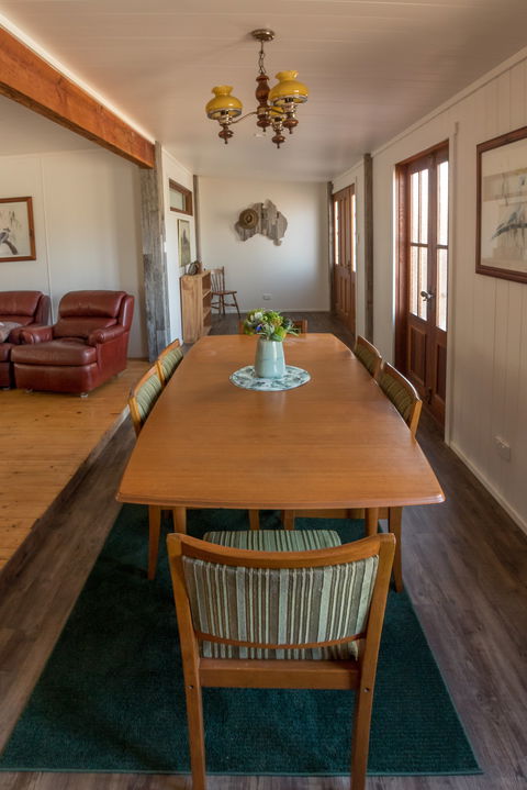 Uniquely Pambula - Pet Friendly Holiday Accomodation - Hotel NSW 4