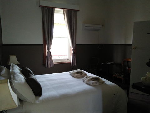Duke Of Cornwall Inn - Hotel NSW 5