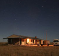 Food  Huts by Mt Oxley