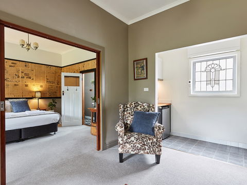 Forrest Guesthouse - Hotel NSW 1