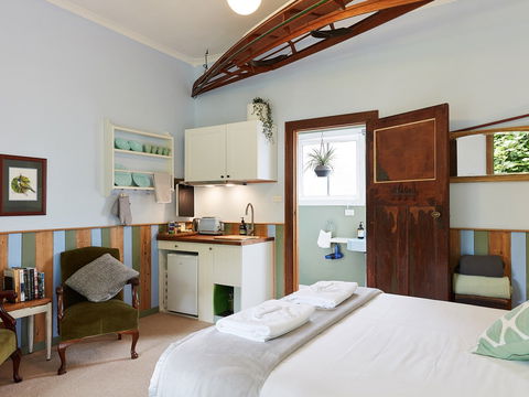 Forrest Guesthouse - Hotel NSW 4