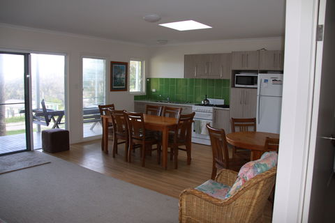 Fraser View - Hotel NSW 1