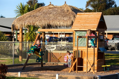 Howlong Country Golf Club Motel - Hotel NSW 2