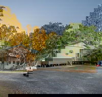 Swamp House and Bunkhouse