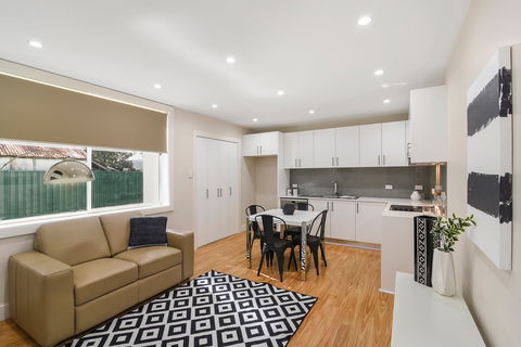 Belmont Executive Apartments - Hotel NSW 2