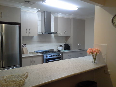 Brae View Five Bedroom Holiday House - Hotel NSW 1