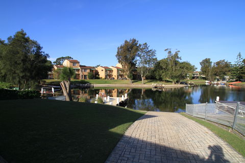 Holiday On The Water - Hotel NSW 0