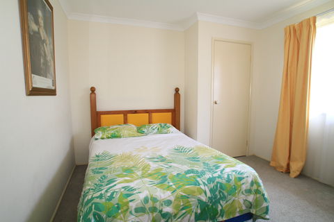 Holiday On The Water - Hotel NSW 2