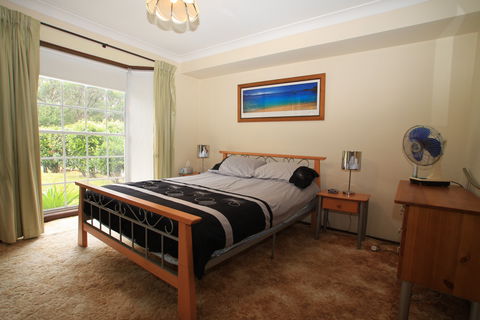 Waterfront On Sandpiper - Hotel NSW 1
