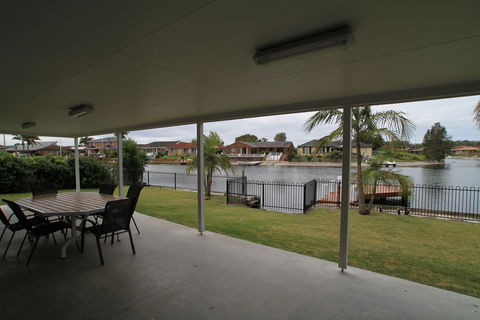 Waterfront Holiday Home - Hotel NSW 0