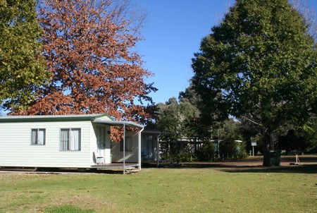 Bingara Caravan Park - Hotel NSW 1