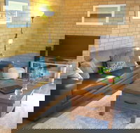 Beachcomber Apartments