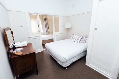 Bundanoon Hotel - Hotel NSW 2