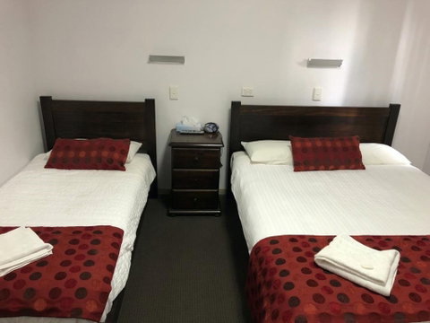 Minlaton Hotel - Hotel NSW 2
