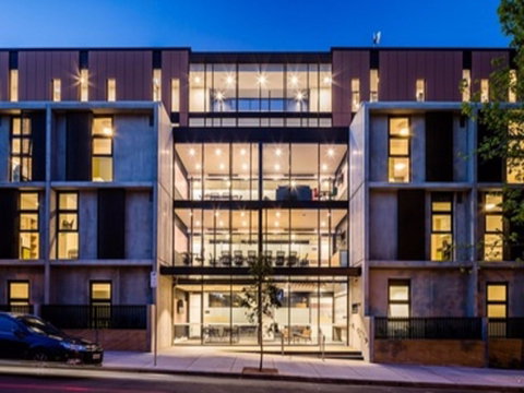 Abercombie Student Accommodation (Summer) - Hotel NSW 1