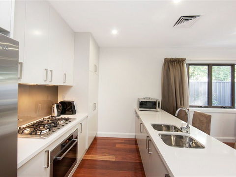 Abode Apartments Albury - Hotel NSW 2