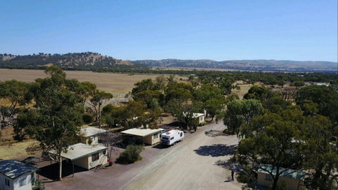 Beautiful Valley Caravan Park - Hotel NSW 2