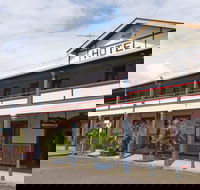 Crown Hotel Motel