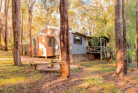 Evedon Lakeside Retreat - Hotel NSW 2