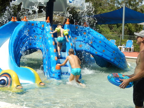 Middle Rock Holiday Resort - Hotel NSW 1