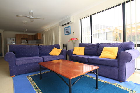 Waterfront Getaway In Sussex - Hotel NSW 1