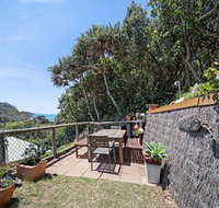 13 Point Lookout Beach Resort