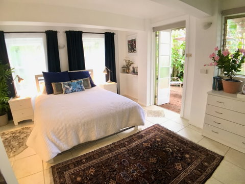 Bangalow Studio Apartment - Hotel NSW 1