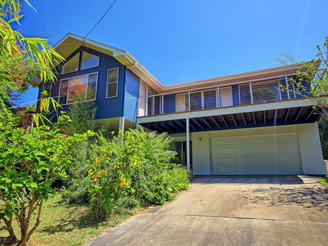 Beautiful Betty - Hotel NSW 0