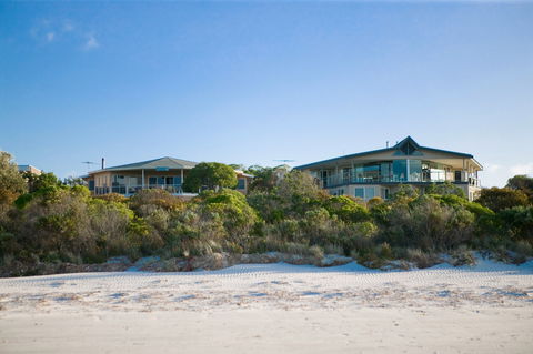 Island Beach Lodge - Hotel NSW 0