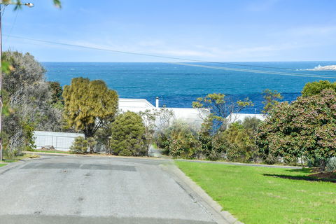 Islandview - Hayborough - Hotel NSW 1