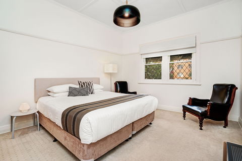 Newcastle Executive Homes - Cooks Hill Cottage - Hotel NSW 1