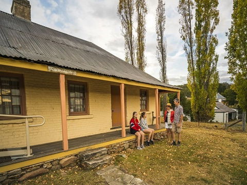 Old Trahlee - Hotel NSW 0