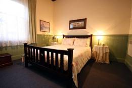 Isabella At Kyneton - Hotel NSW 3
