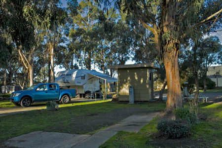 Shady Acres Caravan Park Ballarat - Hotel NSW 2