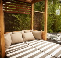 Lake House - Hotel NSW