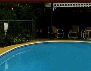 County Lodge Motel - Hotel NSW 2