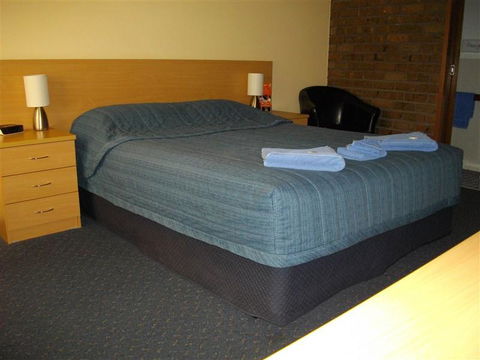 Benjamin Singleton Motel - Hotel NSW 2