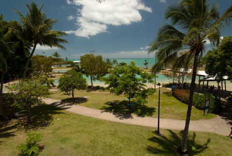 Whitsunday On The Beach - Hotel NSW 3