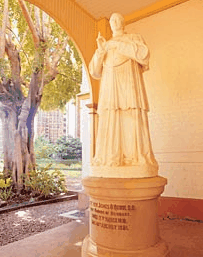 The Cathedral of Saint Stephen - Hotel NSW