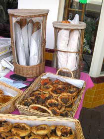 Kalamunda Farmers Market - Hotel NSW 0