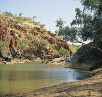 Caroline Pool - Hotel NSW