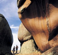 Murphy's Haystacks - Ancient Granite Rock - Hotel NSW