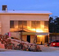Mt Surmon Wines - Scarlattis Gallery - Hotel NSW