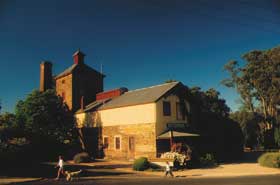 Knappstein Enterprise Winery And Brewery - Hotel NSW 0