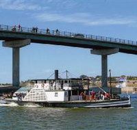 Paddle Steamer Oscar W - Hotel NSW