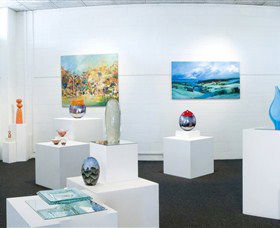 Framed Art Gallery - Hotel NSW 0