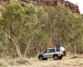 Owen Springs Reserve - Hotel NSW 0