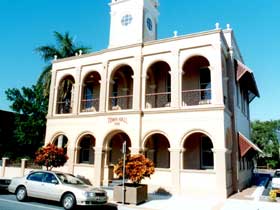 Mackay Town Hall - Hotel NSW 0